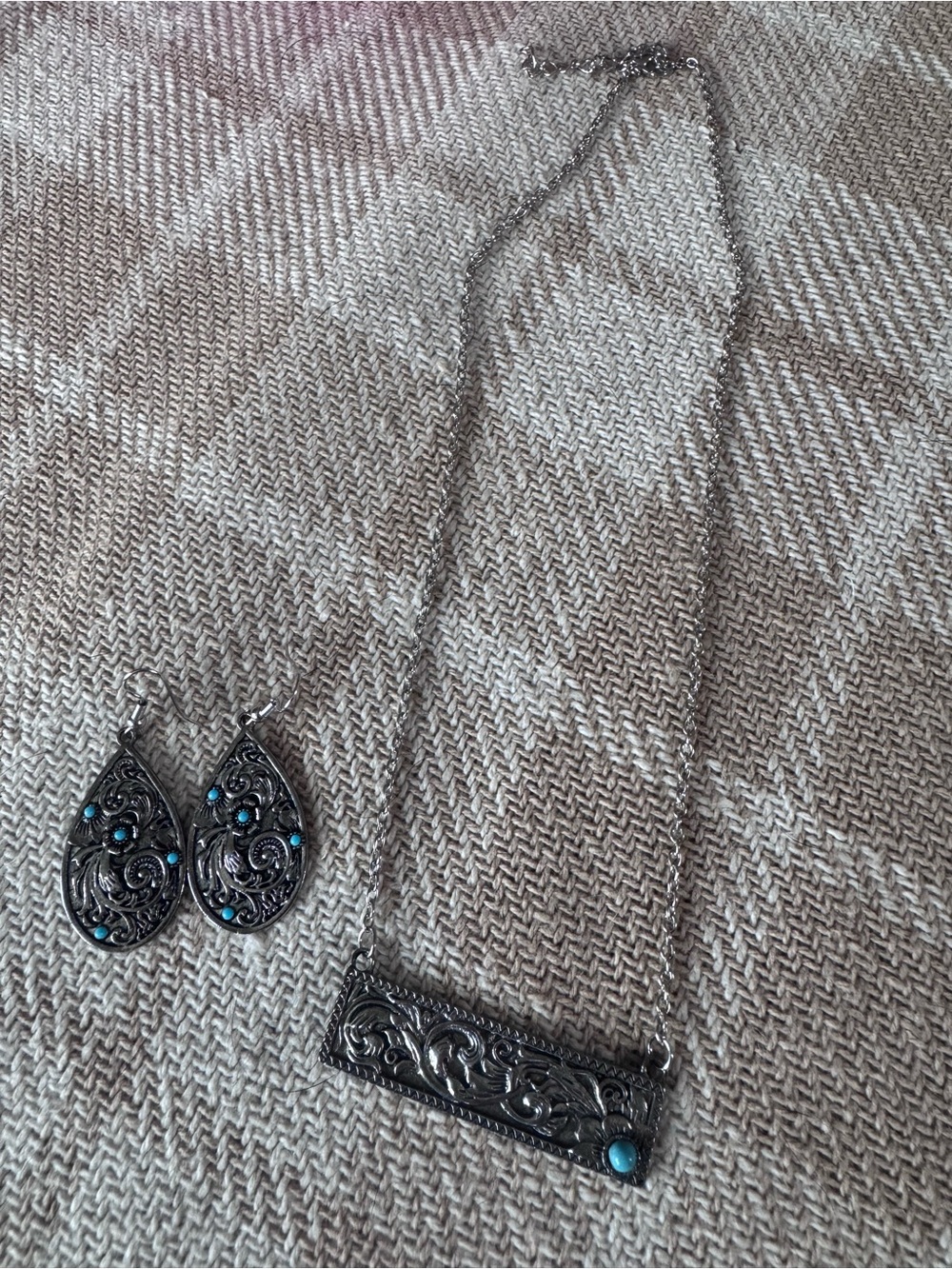 Silver-Tone Turquoise Accent Necklace and Earrings Set